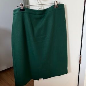 J Crew no2 Pencil skirt in beautiful emerald green